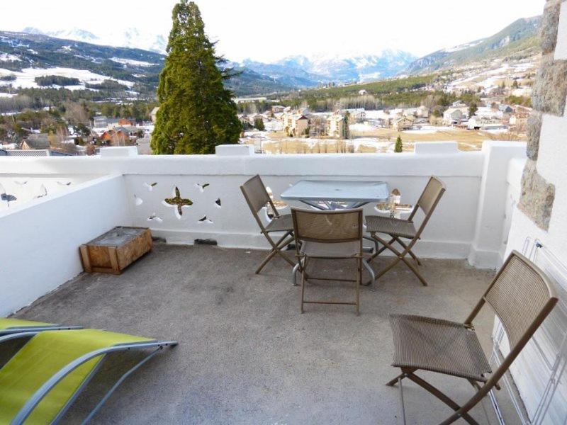 Appartement Standing Chateau Des Magnans Jausiers Kültér fotó