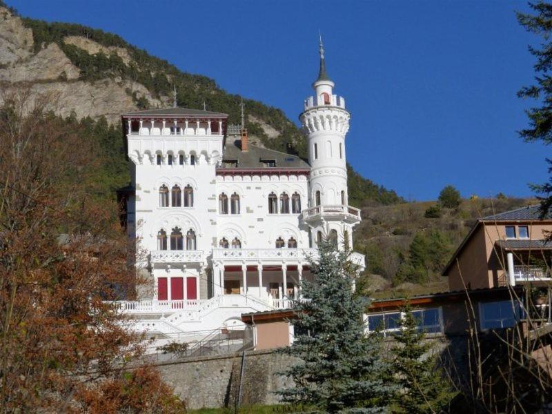 Appartement Standing Chateau Des Magnans Jausiers Kültér fotó